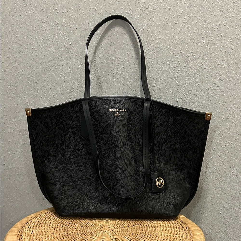 Michael‎ Kors Jane Black Pebbled Leather Tote with Gold Hardware